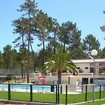 Parque De Campismo Orbitur Valado Campsite Nazare