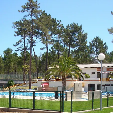 Parque De Campismo Orbitur Valado Campingplatz Nazaré