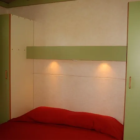 Parque De Campismo Orbitur Valado Camping