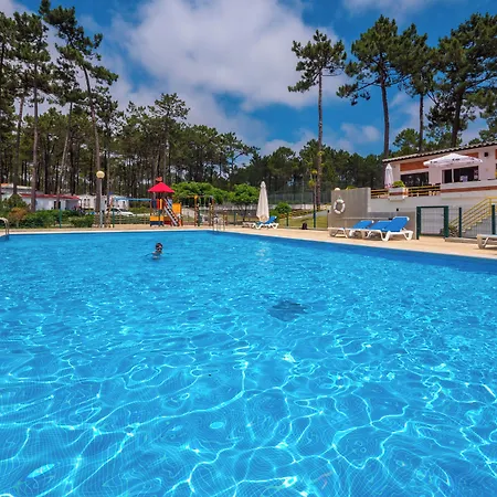 Parque De Campismo Orbitur Valado Camping