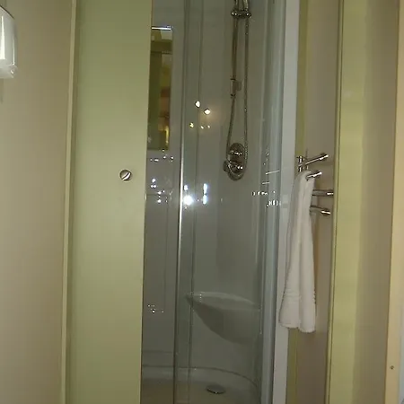 Parque De Campismo Orbitur Valado Campingplatz 3*