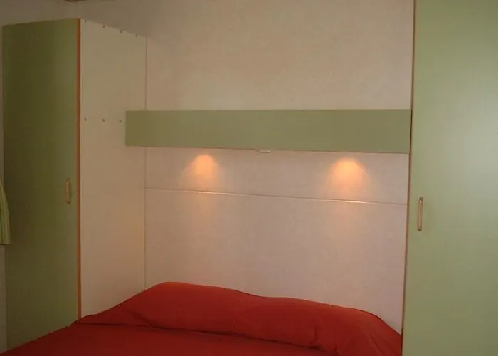 Campsite Parque De Campismo Orbitur Valado