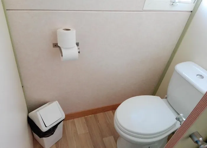 Parque De Campismo Orbitur Valado אתר קמפינג נאזרה