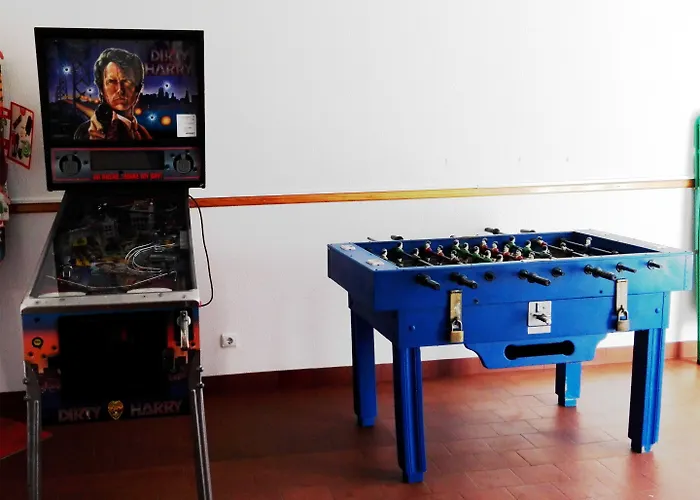 Parque De Campismo Orbitur Valado אתר קמפינג נאזרה