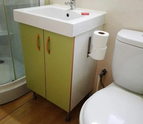 אתר קמפינג Parque De Campismo Orbitur Valado נאזרה